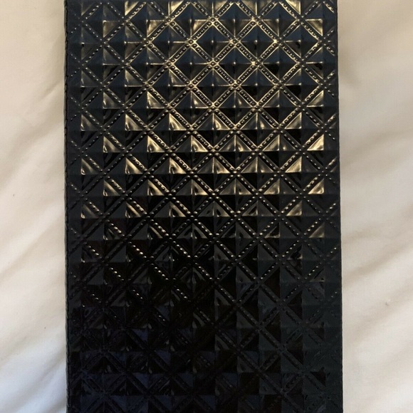 Lord And Taylor eyeshadow palette - Picture 3 of 3